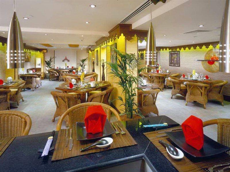Hotel Arabian Courtyard &